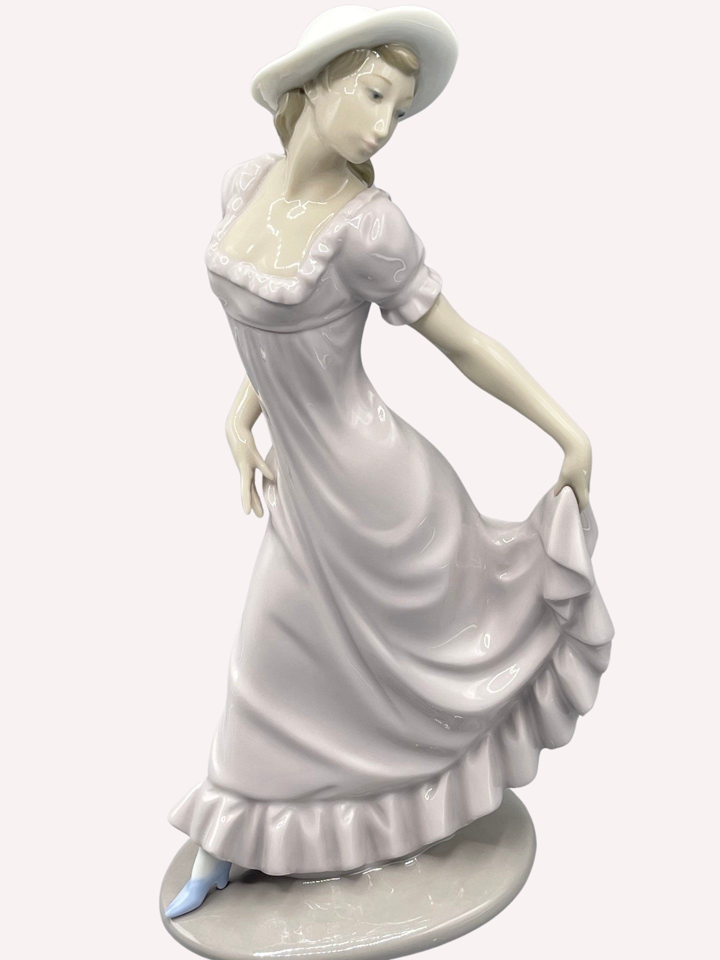 Nao / LLADRO Porzellan Figur Woman in Dres 30 cm TOP